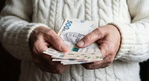 Вікова доплата до пенсії: кому її не дадуть і як перевірити свої виплати