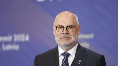 Каріс: Росія зараз надто слабка для нападу, але Естонія має бути готова