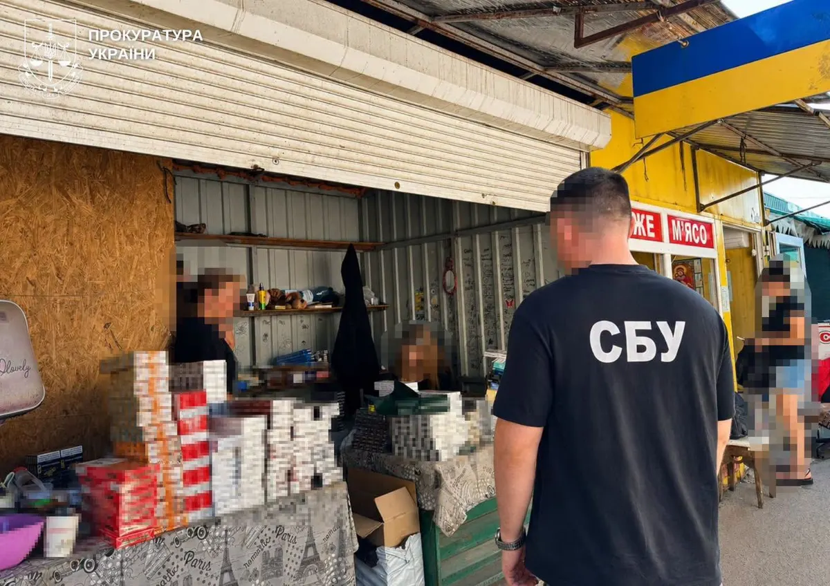 У Кропивницькому затримали організатора продажу контрафактних цигарок