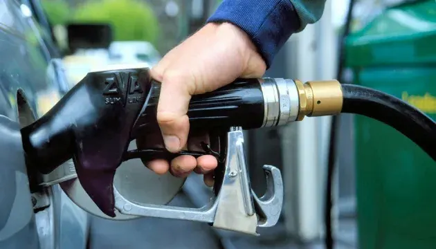 У російській Оренбурзькій області заправлятимуть авто за парними й непарними номерами