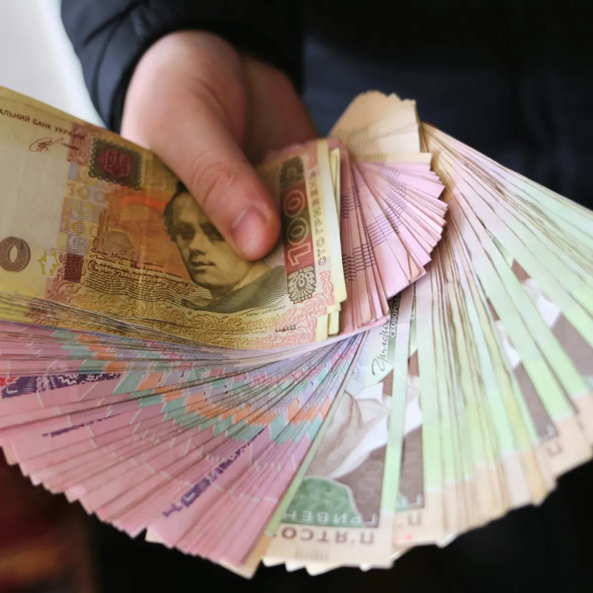 Родичку ексголови Хмельницької МСЕК судитимуть за приховані $540 тисяч
