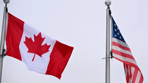 Онтаріо пригрозило США зупинкою поставок електроенергії та урану