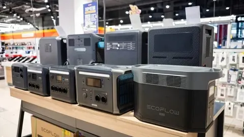 Українці готуються до зими: продажі павербанків та зарядних станцій зростають