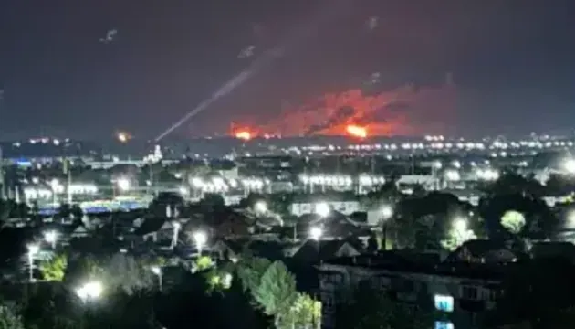 Дрони зупинили два російські НПЗ: Сизранський і Саратовський стали
