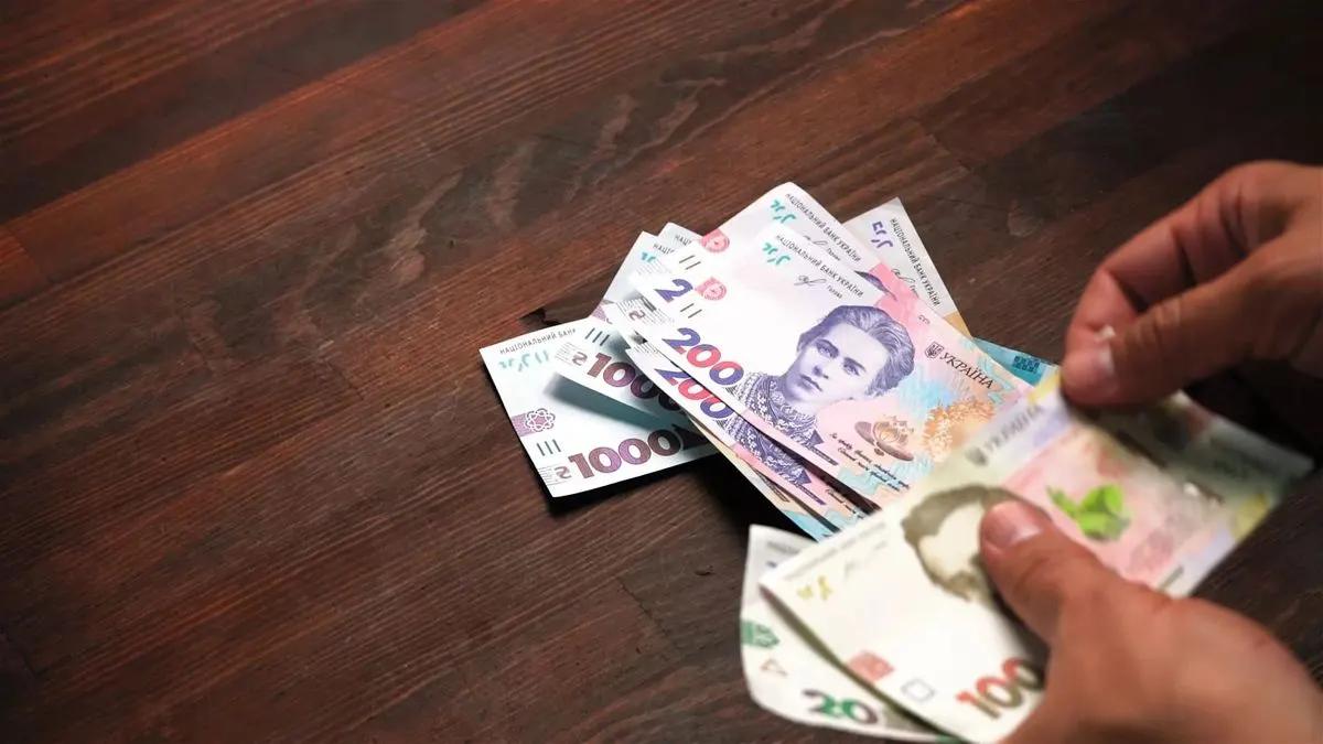 Як отримати доплату до пенсії понад 500 гривень: пояснення
