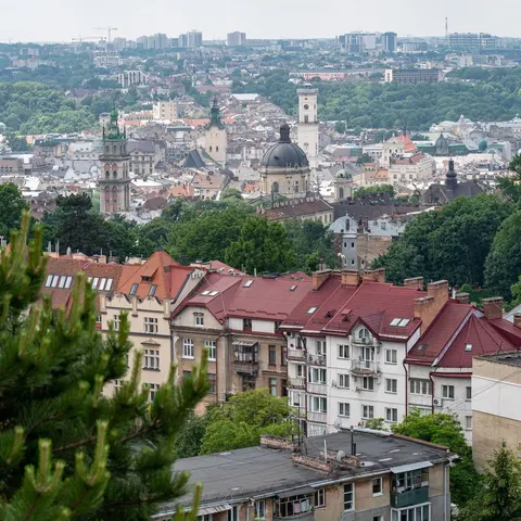 У Львові через вибух на електромережі зникло світло