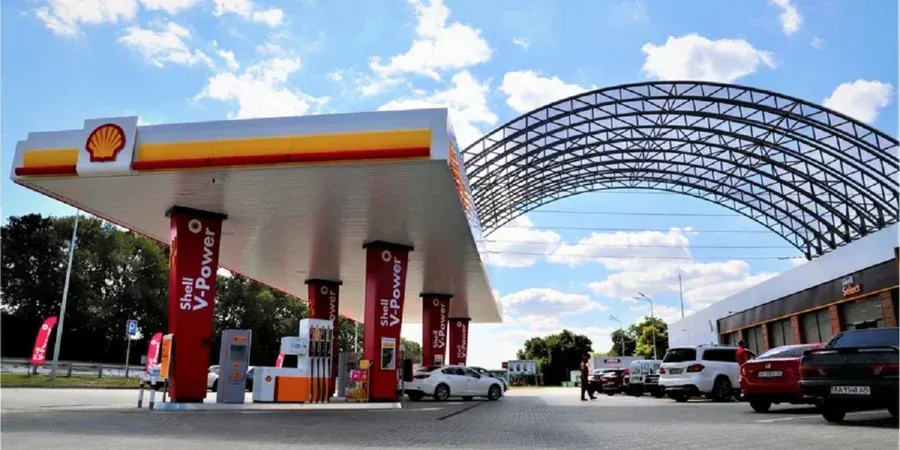 Shell позбувається «зеленого» бізнесу в Європі: його купує TotalEnergies