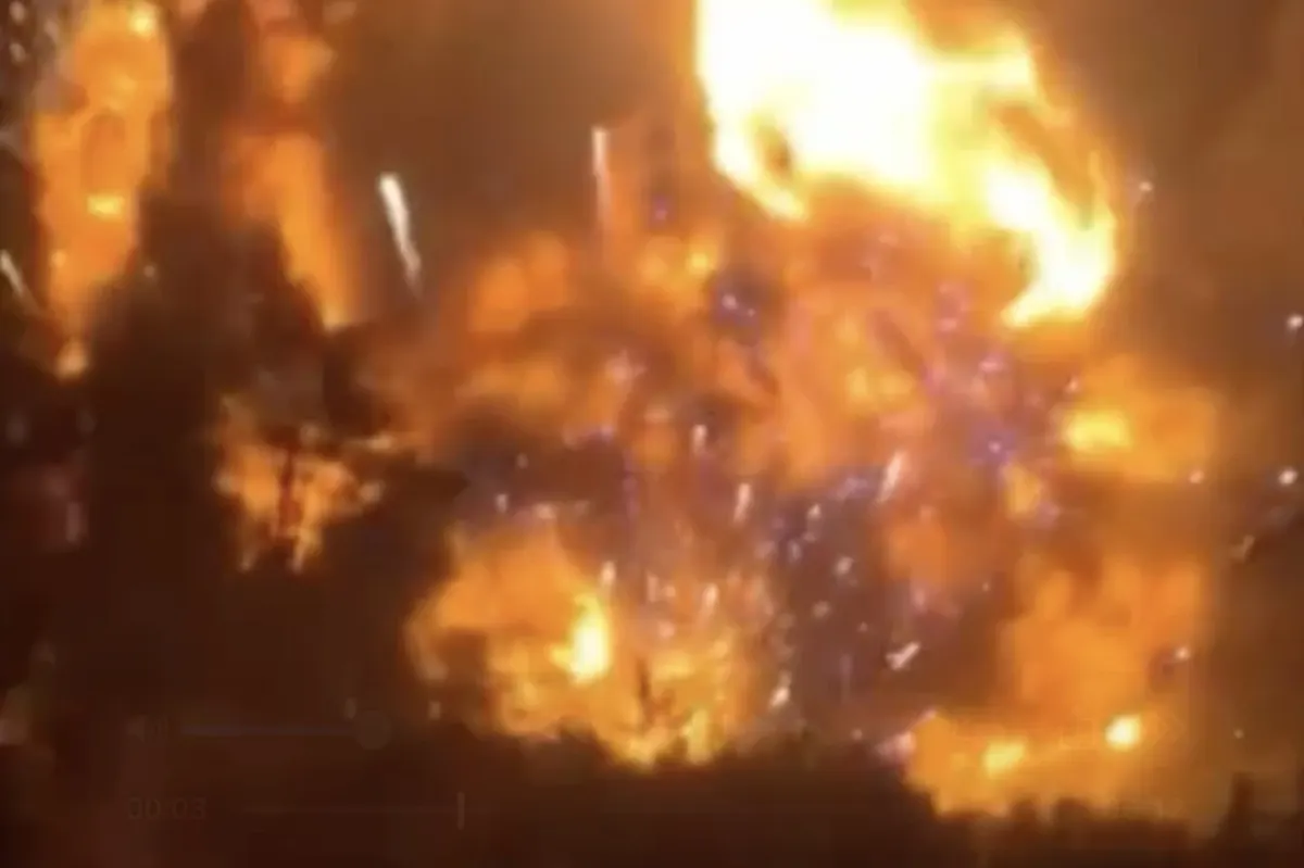 Вибух у Милі зняли з близької відстані: відео моменту детонації