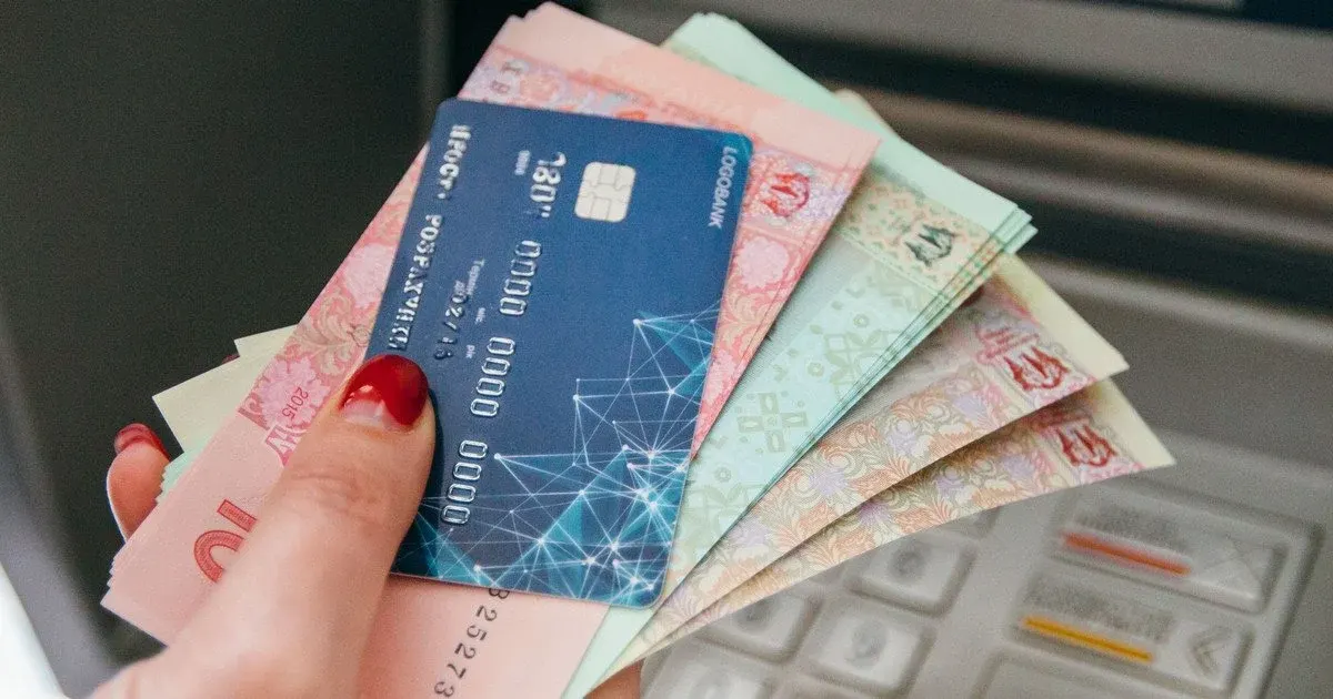 ПриватБанк поверне гроші за невдалі платежі: що відомо