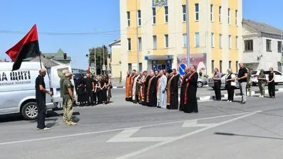 На Тернопільщині провели в останню путь бійця Івана Малайного