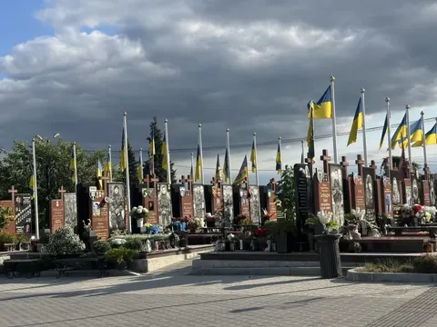 На Буковині в останню путь проведуть двох полеглих воїнів