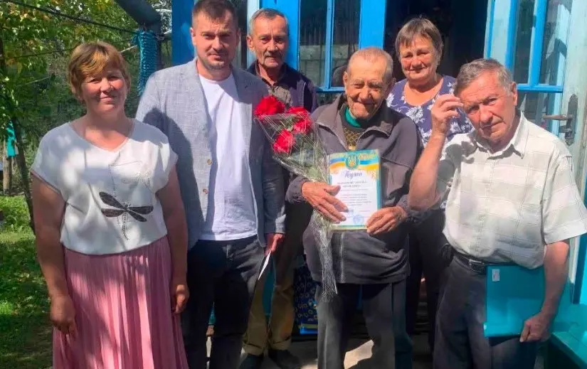 90 років на рідній землі: на Волині ювіляр зустрів поважний день народження