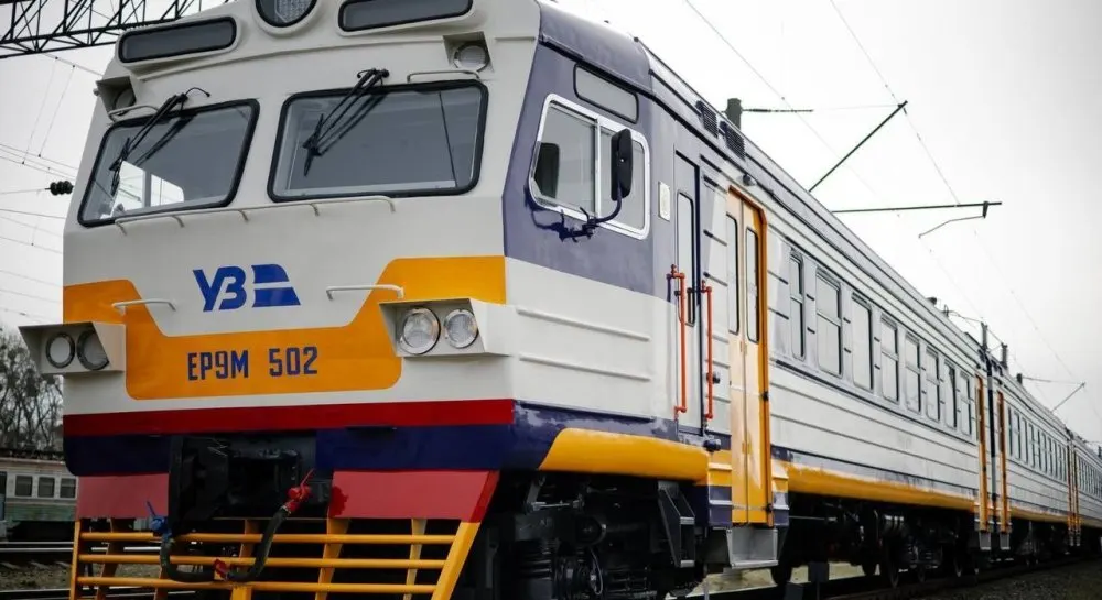«Укрзалізниця» попередила про зміни в русі приміських поїздів у шести областях