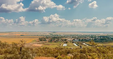 Вересень-2026: скільки відпочиваємо та які свята відзначаємо