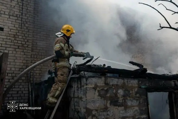 У Харкові горіли склади біля ТЦ «Барабашово»: подробиці від ДСНС