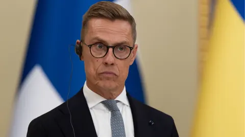 Стубб готовий стати перемовником щодо миру в Україні, але хоче лишатися за лашту