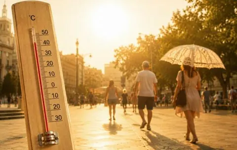 Спека повертається: коли Україну розжарить до +33°C