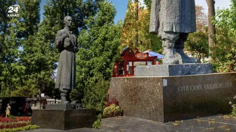 Як радянська влада «взула» Сковороду: історія київського пам'ятника
