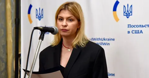Підозра Стефанішиній: чому вручили вже після відставки