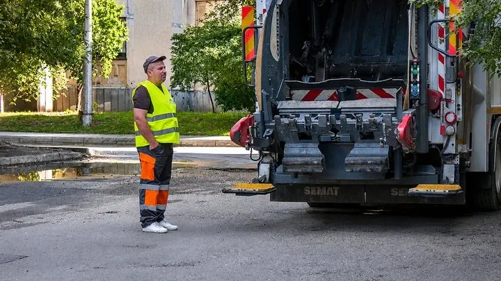 Сміття дорожчає: у Луцькій громаді підняли тариф на вивезення відходів