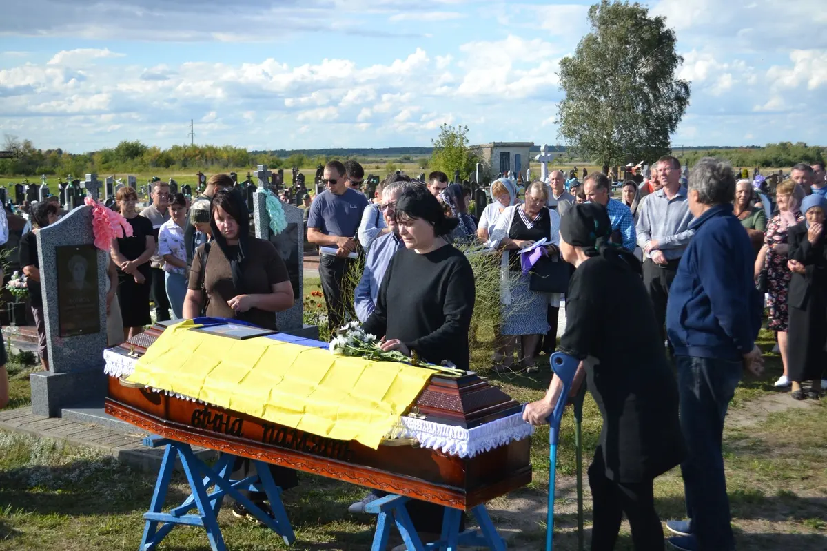 На Волині попрощалися з воїном, який зник безвісти у травні