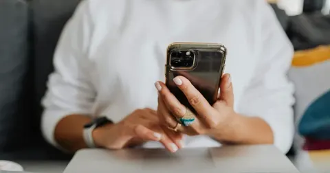 Meta судять через розумні окуляри: фото з Instagram могли стати базою для розпіз