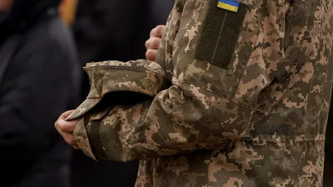 На Прикарпатті оголосили дні жалоби: додому на щиті повертається Василь Луканюк