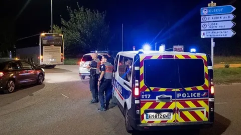 Під Руаном пасажирський поїзд зійшов з рейок: 44 постраждалих