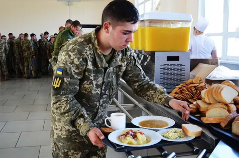 Міноборони розділяє закупівлю і доставку харчів для ЗСУ: що зміниться