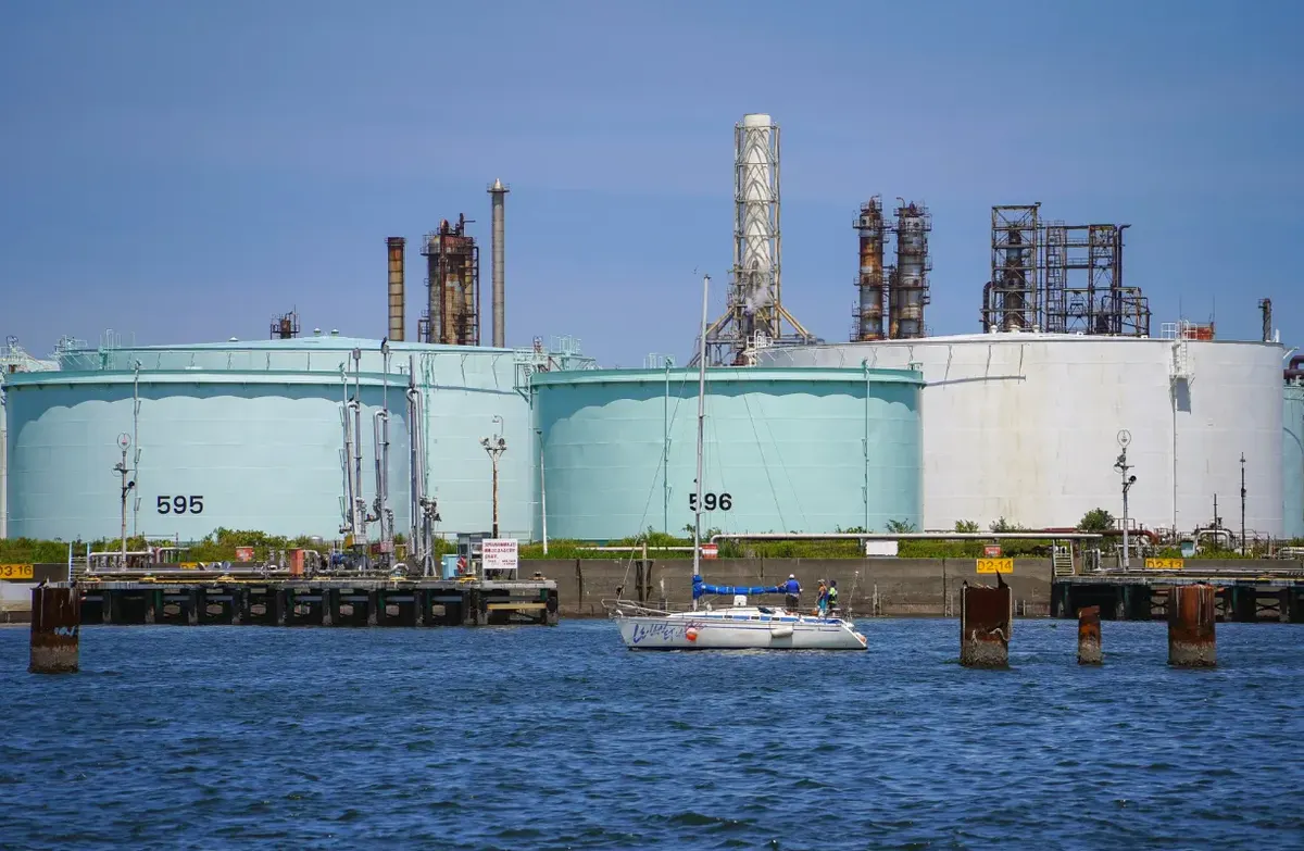 Нафта Brent злетіла до $89,50: ринки реагують на удар США по Ірану
