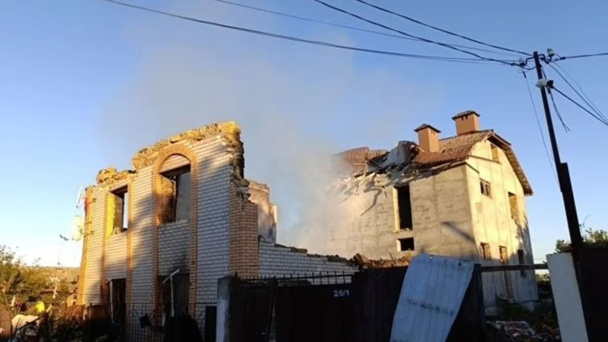 Удар по Миколаївщині: пошкоджені порт, ТЦ, будинки та заклади