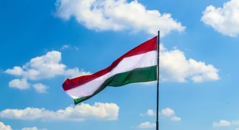 Угорщина вислала 10 російських «дипломатів» через несумісну зі статусом діяльніс