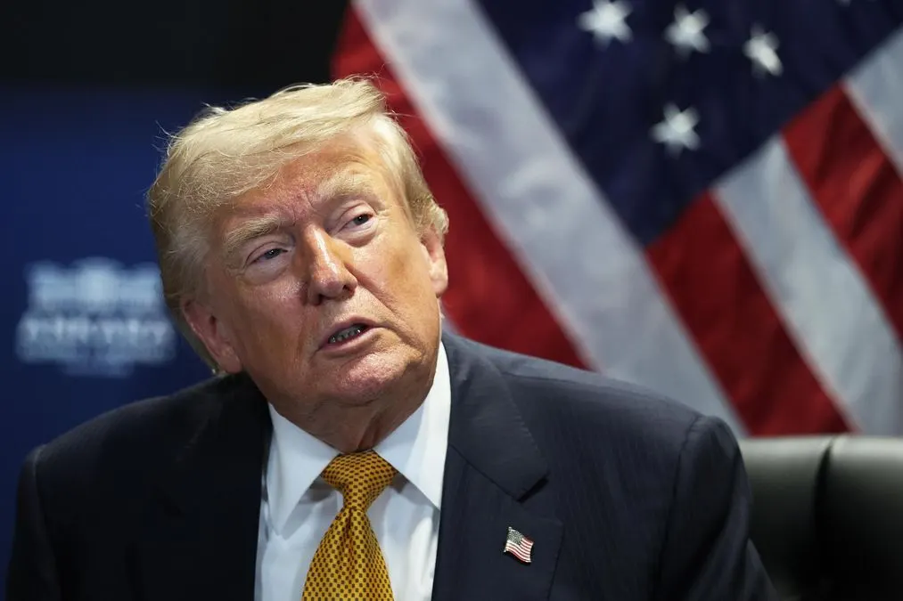 Трамп про удари по нафтооб'єктах РФ: дизель подорожчав, але по Росії вдарили серйозно