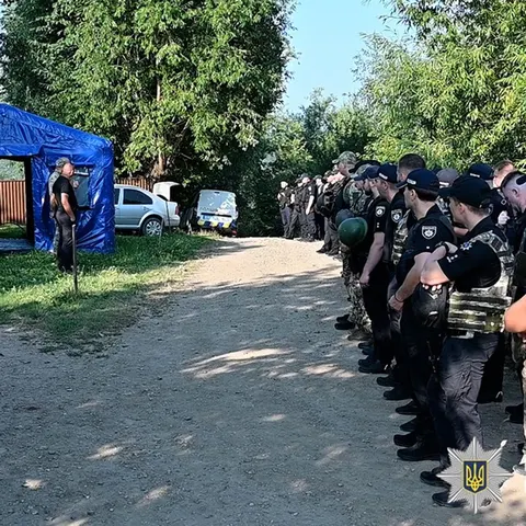 11 днів у лісі: на Буковині затримали стрільця, який поранив двох поліціянтів