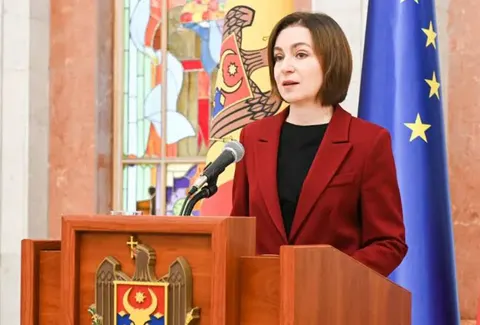 Санду засудила падіння безпілотника в Молдові: це наслідок війни РФ