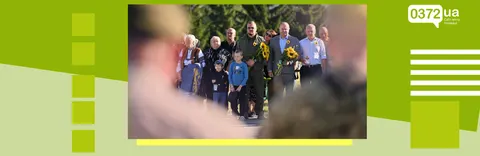 У Чернівцях на Алеї Слави вшанували пам’ять загиблих захисників