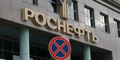 Удари по НПЗ зробили свою справу: Роснєфть фіксує обвал прибутку