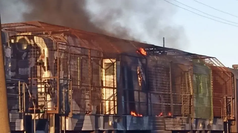 Росіяни вранці атакували третій пасажирський потяг: на Сумщині є поранені