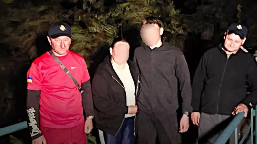 У Карпатах врятували двох туристів, які заблукали на Говерлі