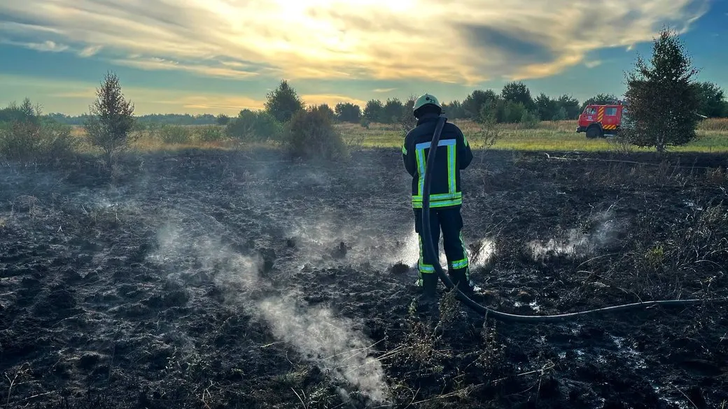 На Волині досі тліє торфовище біля Березичів, у Топилищі пожежу загасили