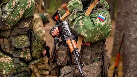 Розвідник «Омеги»: у Олексієво-Дружківці ворога немає, лише ДРГ