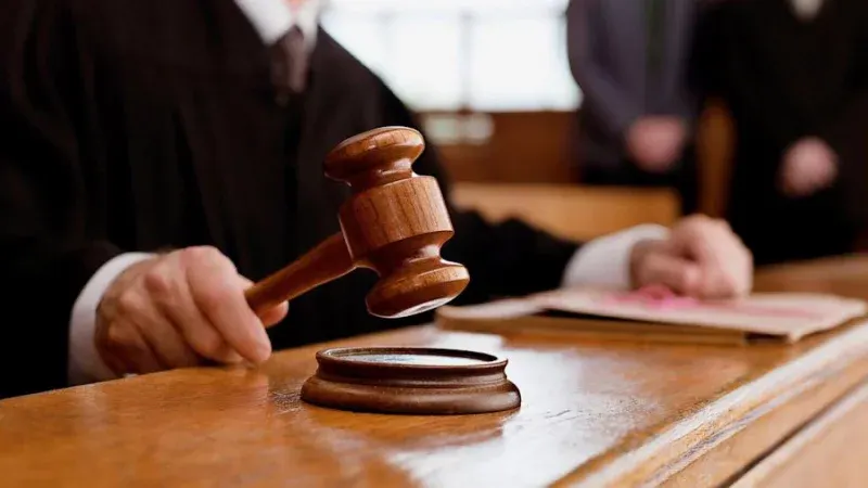 На Буковині суд залишив у приватних руках греблю громадського ставка