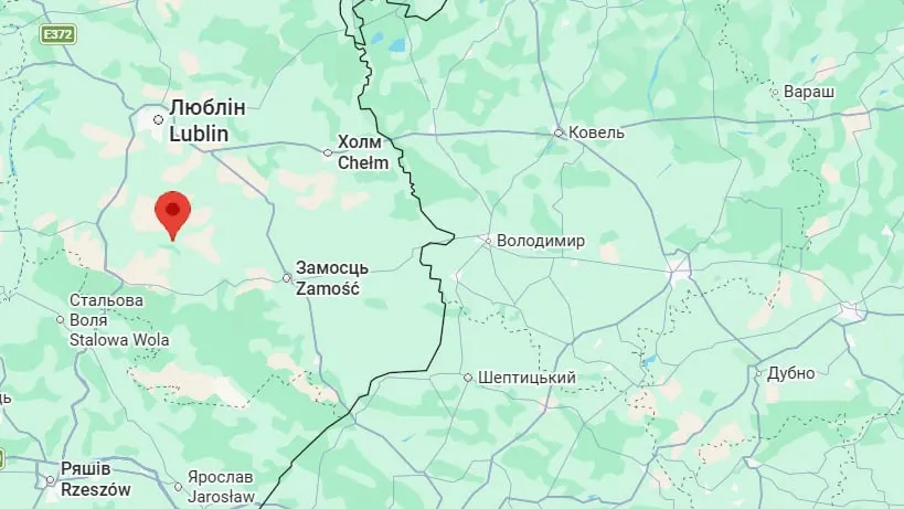 У Польщі знайшли кратер та уламки невідомого об'єкта після гучного гуркоту
