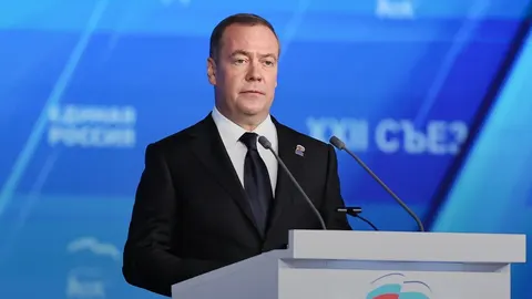 Медведєв пригрозив Німеччині «прямим ударом» через санкції