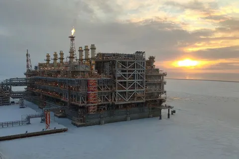 Росія судиться з корейцями через зірвані танкери для "Арктик СПГ 2"