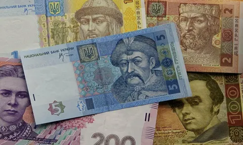 Пенсії з 1 жовтня: кому автоматично додадуть до 570 гривень