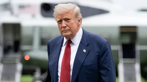 Трамп відмовився гальмувати ШІ: «Хто переможе в гонці, той переможе»
