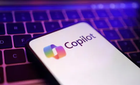 Microsoft зливає всі версії Copilot в один суперзастосунок