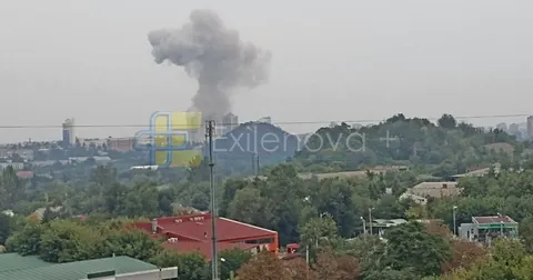 У Донецьку пролунала серія потужних вибухів: можлива ціль — штаб окупантів