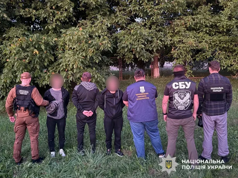 На Буковині викрили канал переправлення ухилянтів за тисячі доларів